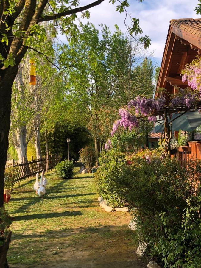 Crevalcore Chalet B&B Laghetti Martina מראה חיצוני תמונה