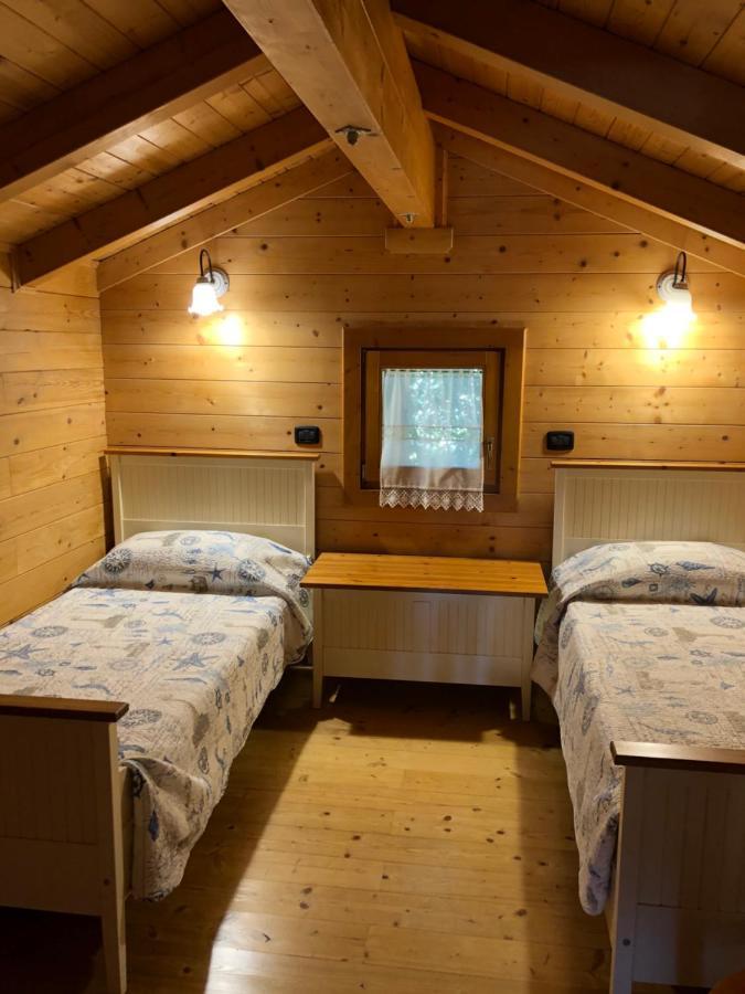 Crevalcore Chalet B&B Laghetti Martina מראה חיצוני תמונה