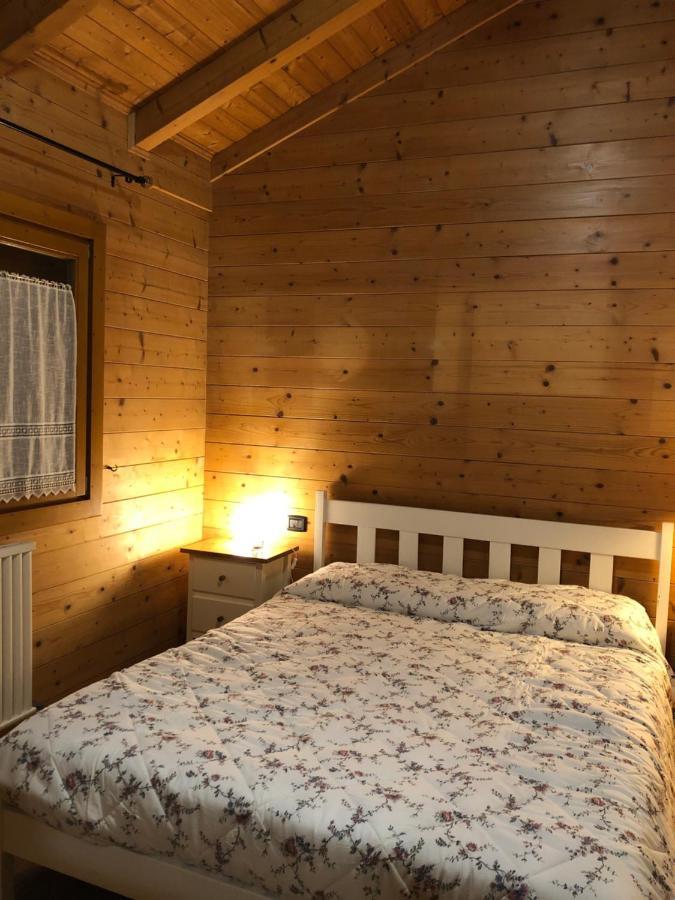 Crevalcore Chalet B&B Laghetti Martina מראה חיצוני תמונה