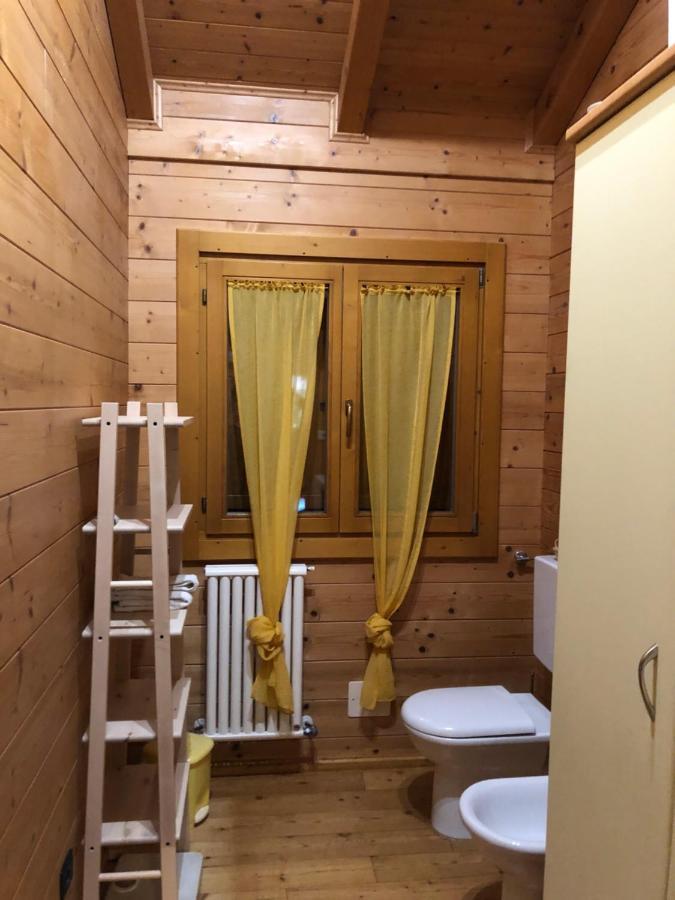 Crevalcore Chalet B&B Laghetti Martina מראה חיצוני תמונה