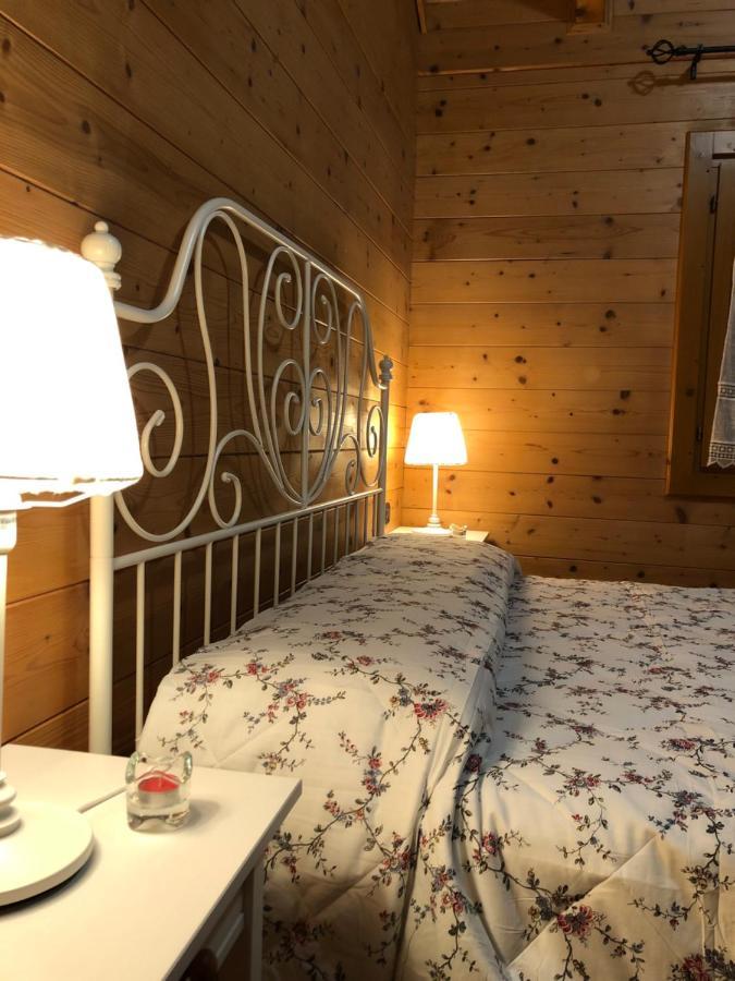 Crevalcore Chalet B&B Laghetti Martina מראה חיצוני תמונה