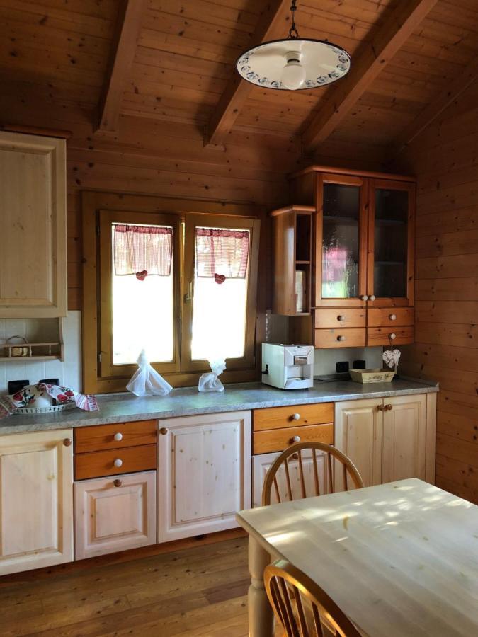 Crevalcore Chalet B&B Laghetti Martina מראה חיצוני תמונה